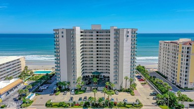 Beach Condo For Sale in Daytona Beach Shores, Florida
