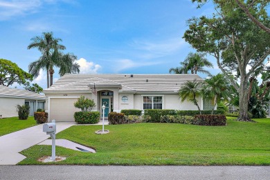 Beach Home For Sale in Jupiter, Florida