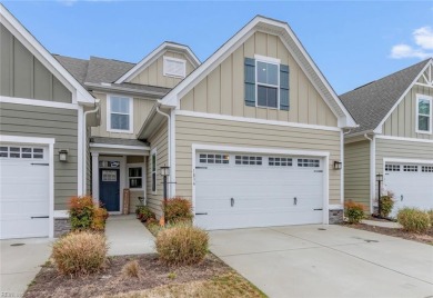 Beach Townhome/Townhouse For Sale in Chesapeake, Virginia