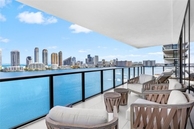 Beach Condo For Sale in Aventura, Florida