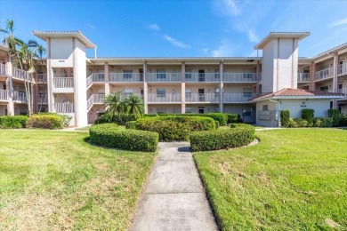 Beach Condo Sale Pending in Bradenton, Florida