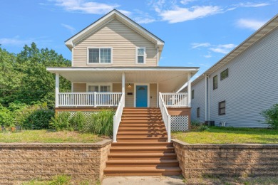 Beach Home For Sale in Michigan City, Indiana