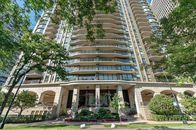 Beach Home For Sale in Chicago, Illinois