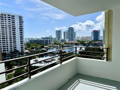 Beach Condo For Sale in Hallandale Beach, Florida