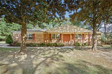 Beach Home For Sale in Mobile, Alabama