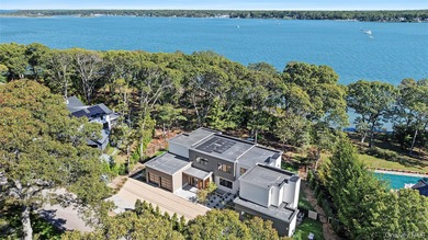 Beach Home For Sale in East Hampton, New York