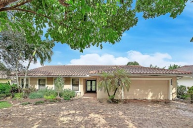 Beach Home For Sale in Coral Springs, Florida