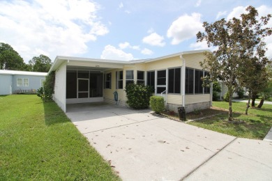 Beach Home For Sale in Crystal River, Florida