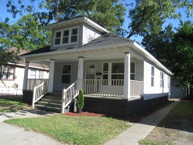 Beach Home For Sale in Muskegon, Michigan