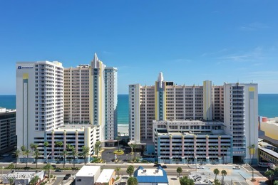 Beach Condo For Sale in Daytona Beach, Florida