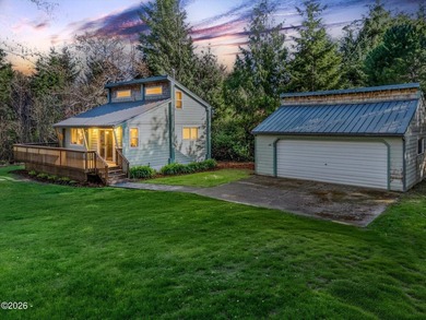 Beach Home For Sale in Waldport, Oregon