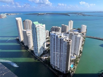 Beach Condo For Sale in Miami, Florida