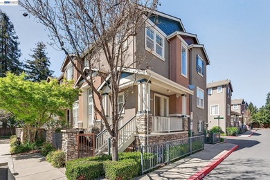 Beach Townhome/Townhouse Sale Pending in Fremont, California