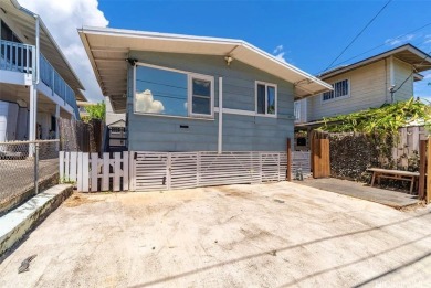 Beach Home For Sale in Honolulu, Hawaii