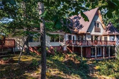 Beach Home For Sale in Irvington, Virginia