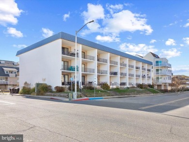 Beach Condo For Sale in Ocean City, Maryland