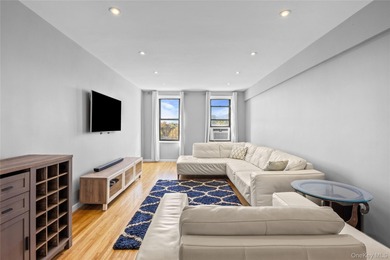 Beach Home Sale Pending in Brooklyn, New York