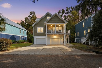 Beach Home For Sale in Pawleys Island, South Carolina