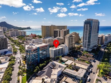 Beach Condo For Sale in Honolulu, Hawaii