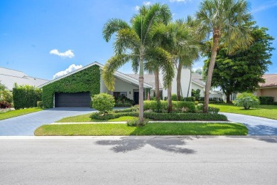 Beach Home For Sale in Boca Raton, Florida