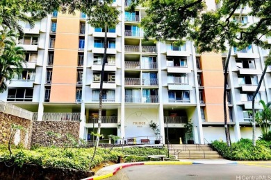 Beach Condo For Sale in Honolulu, Hawaii