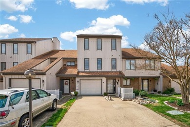 Beach Home For Sale in Portsmouth, Virginia