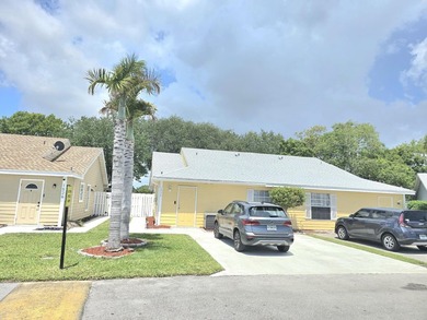 Beach Townhome/Townhouse For Sale in West Palm Beach, Florida