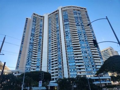 Beach Condo For Sale in Honolulu, Hawaii