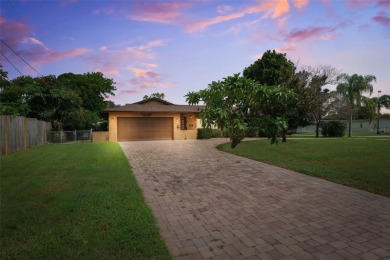 Beach Home Sale Pending in St. Petersburg, Florida