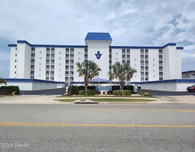 Beach Condo For Sale in Daytona Beach, Florida