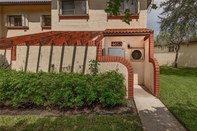 Beach Townhome/Townhouse Active Under Contract in Sunrise, Florida