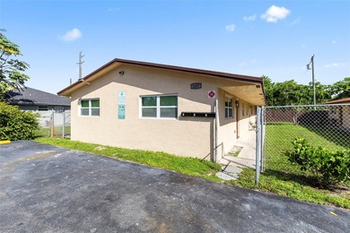 Beach Home For Sale in Pompano Beach, Florida