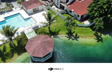 Beach Townhome/Townhouse For Sale in Homestead, Florida