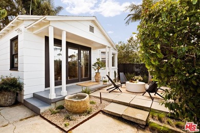 Beach Home For Sale in Venice, California