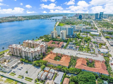 Beach Condo For Sale in West Palm Beach, Florida