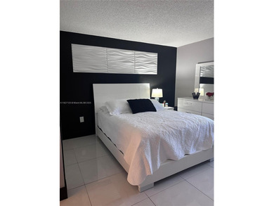 Beach Condo For Sale in Miami, Florida