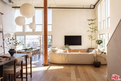Beach Condo For Sale in Marina Del Rey, California