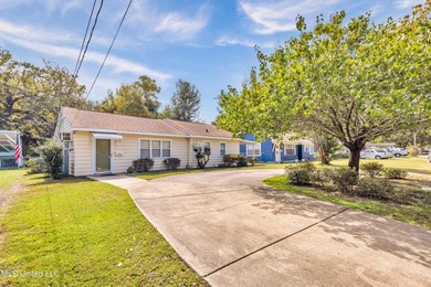 Beach Home Sale Pending in Biloxi, Mississippi