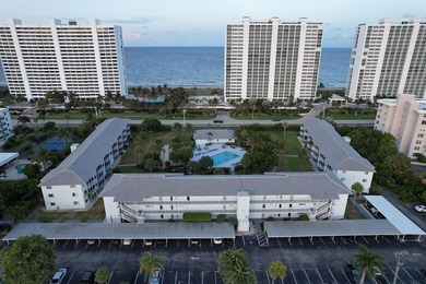 Beach Condo For Sale in Boca Raton, Florida
