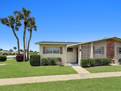 Beach Condo For Sale in West Palm Beach, Florida