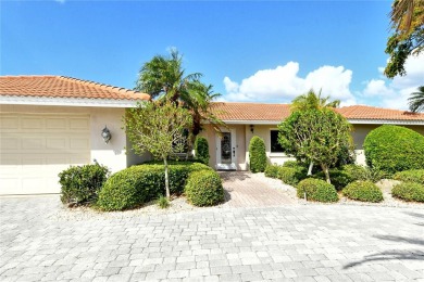 Beach Home For Sale in Longboat Key, Florida