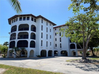 Beach Condo For Sale in Marathon, Florida