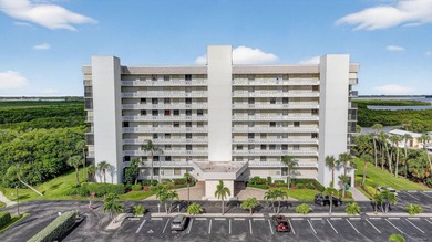 Beach Condo For Sale in Hutchinson Island, Florida