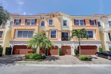 Beach Townhome/Townhouse For Sale in Boca Raton, Florida