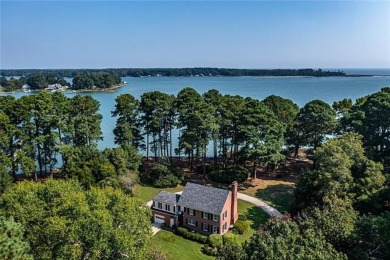 Beach Home For Sale in Kilmarnock, Virginia