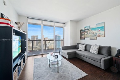 Beach Condo For Sale in Miami, Florida