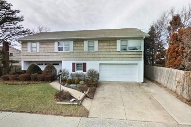 Beach Home For Sale in Lido Beach, New York