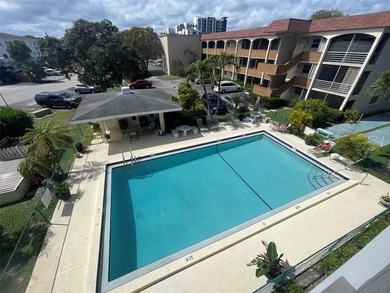 Beach Home Active Under Contract in Pompano Beach, Florida