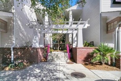 Beach Home For Sale in Mount Pleasant, South Carolina