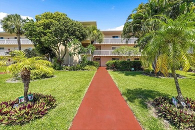 Beach Condo For Sale in Lake Worth, Florida